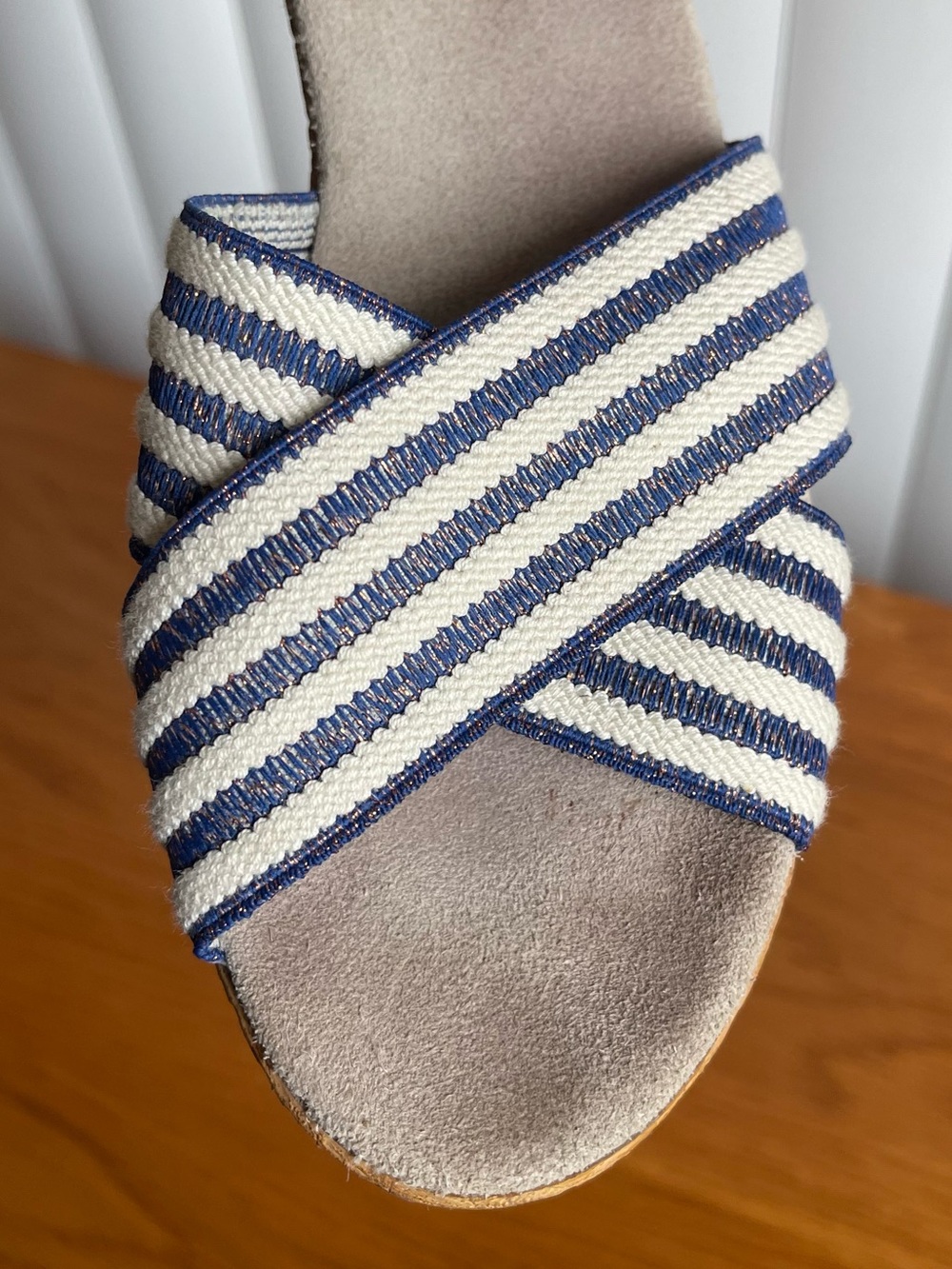Charleston Shoe Co. Peachtree Low Wedge Sandal Size 6 - Picture 2 of 16